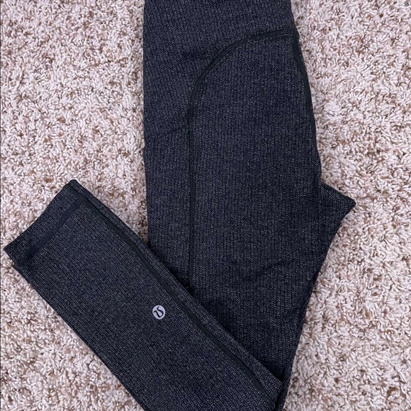 speed up leggings from lulu length 21 - Picture 3 of 3